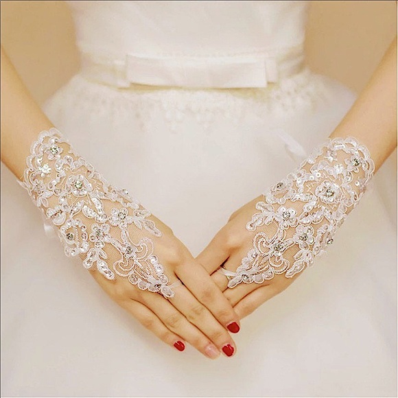 Lace Rhinestone Bridal Hand Accessories - Picture 1 of 16